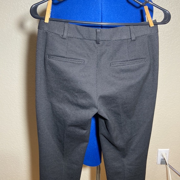 ANN TAYLOR SUIT - Picture 6 of 10